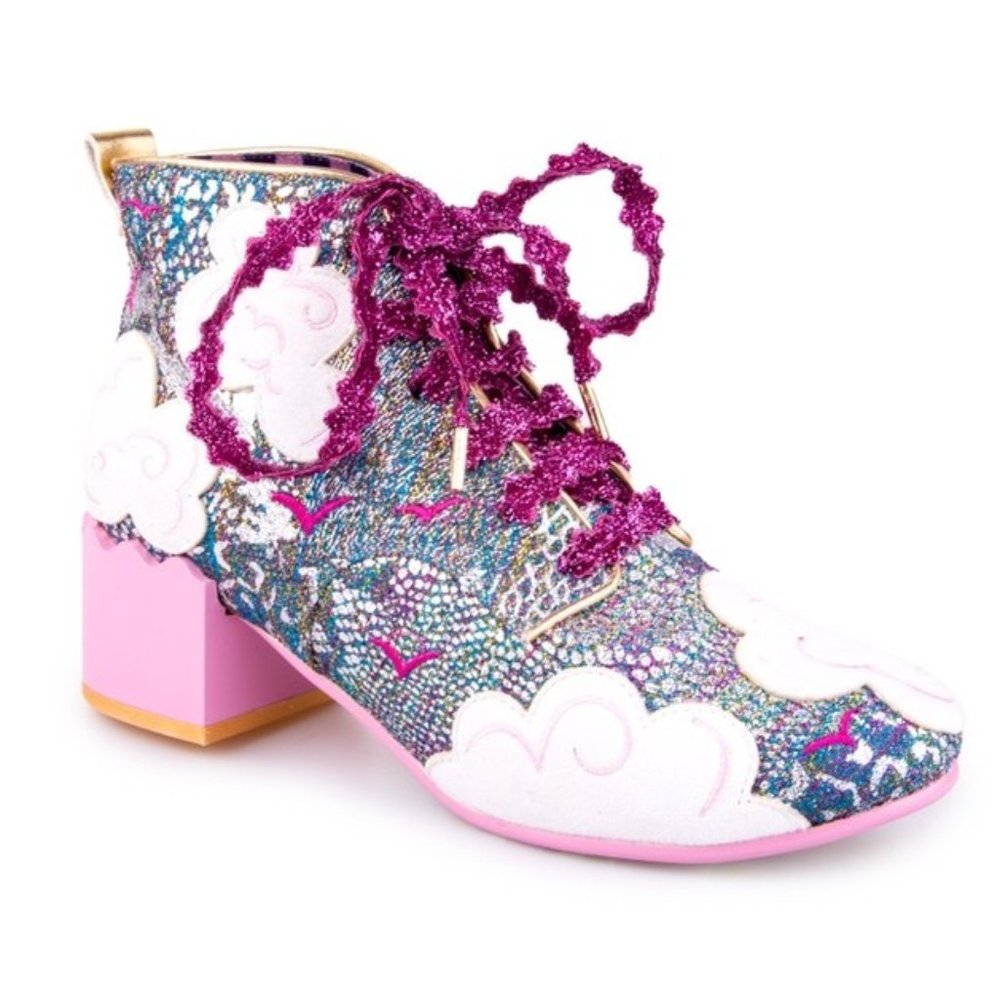 Irregular Choice Head In The Clouds Boots Silver EU 39 US 8.5 NEW